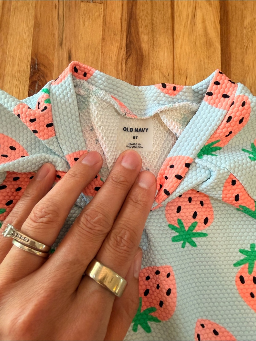 Girls 4T/5T Clothing Bundle – 5-Piece Lot 🌸🍓 - Picture 9 of 10